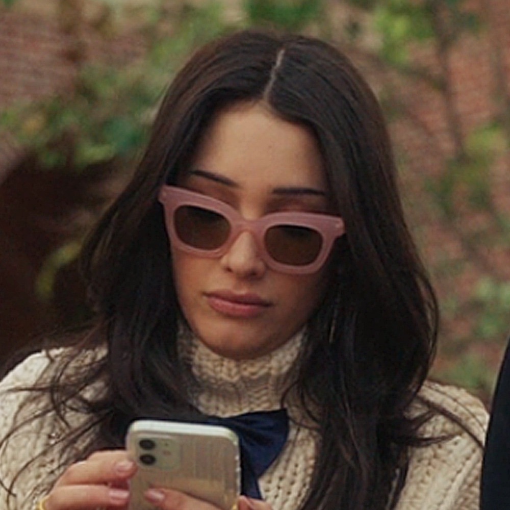 Meet your Posher, Lillian